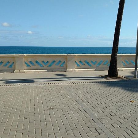 Appartement Flat Avenida Oceânica Barra à Salvador Extérieur photo
